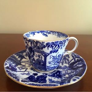 💕 Antique 1920s 22kt Royal Crown Derby English Bone China Teacup Saucer Set